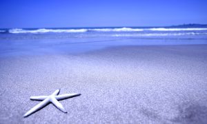 家宅风水：枕头下千万不要放这5样东西，小心触碰风水